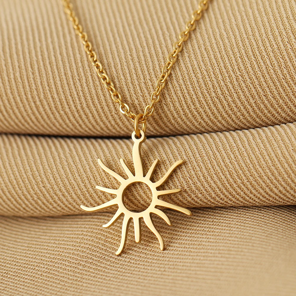 Stainless Steel Necklaces Exquisite Big Sun Style Pendant Collar Chain Fashion Necklace For Women Men Jewelry Friends Best Gifts