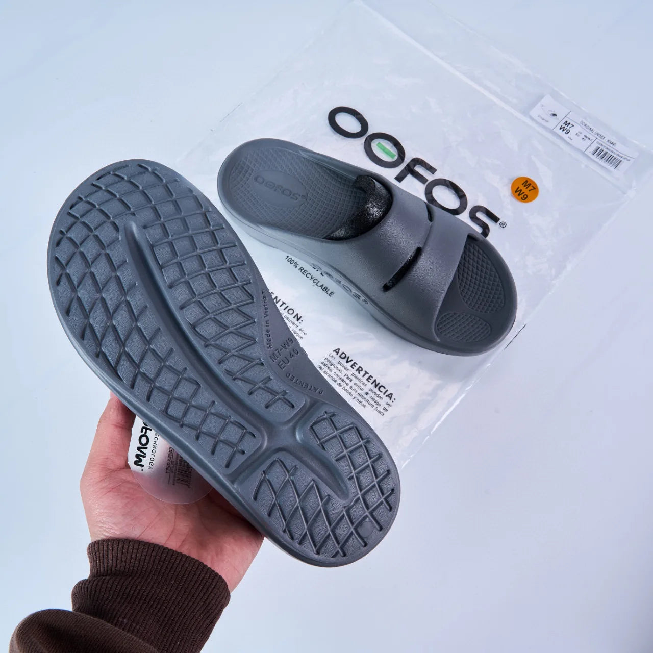 OOFOS Beach Sandals - Lightweight Recovery Shoes Slippers Men Women Soft Bottom Indoor Home Slides Sandals Light Beach Shoe