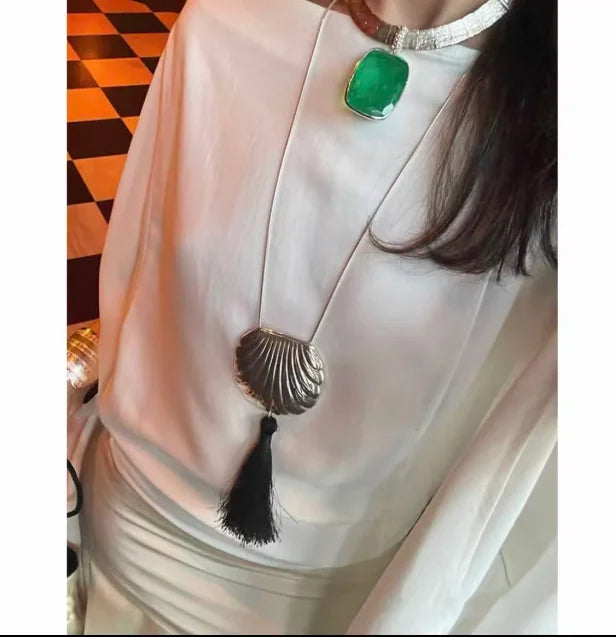 High quality metal shell water drop pendant necklace high-grade back chain cross-body accessories fashion jewelry for women