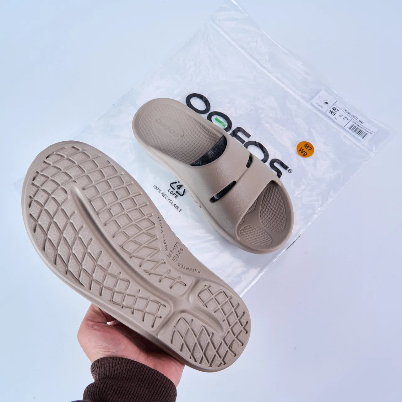 OOFOS Beach Sandals - Lightweight Recovery Shoes Slippers Men Women Soft Bottom Indoor Home Slides Sandals Light Beach Shoe