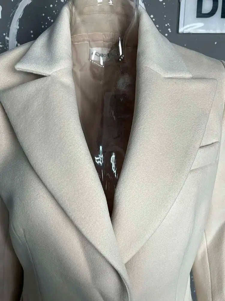 DEAT Fashion Women's Woolen Coat Lapel Silm Single Breasted Long Sleeves Beige Lined Blends Overcoat Winter 2024 New 7AB5487