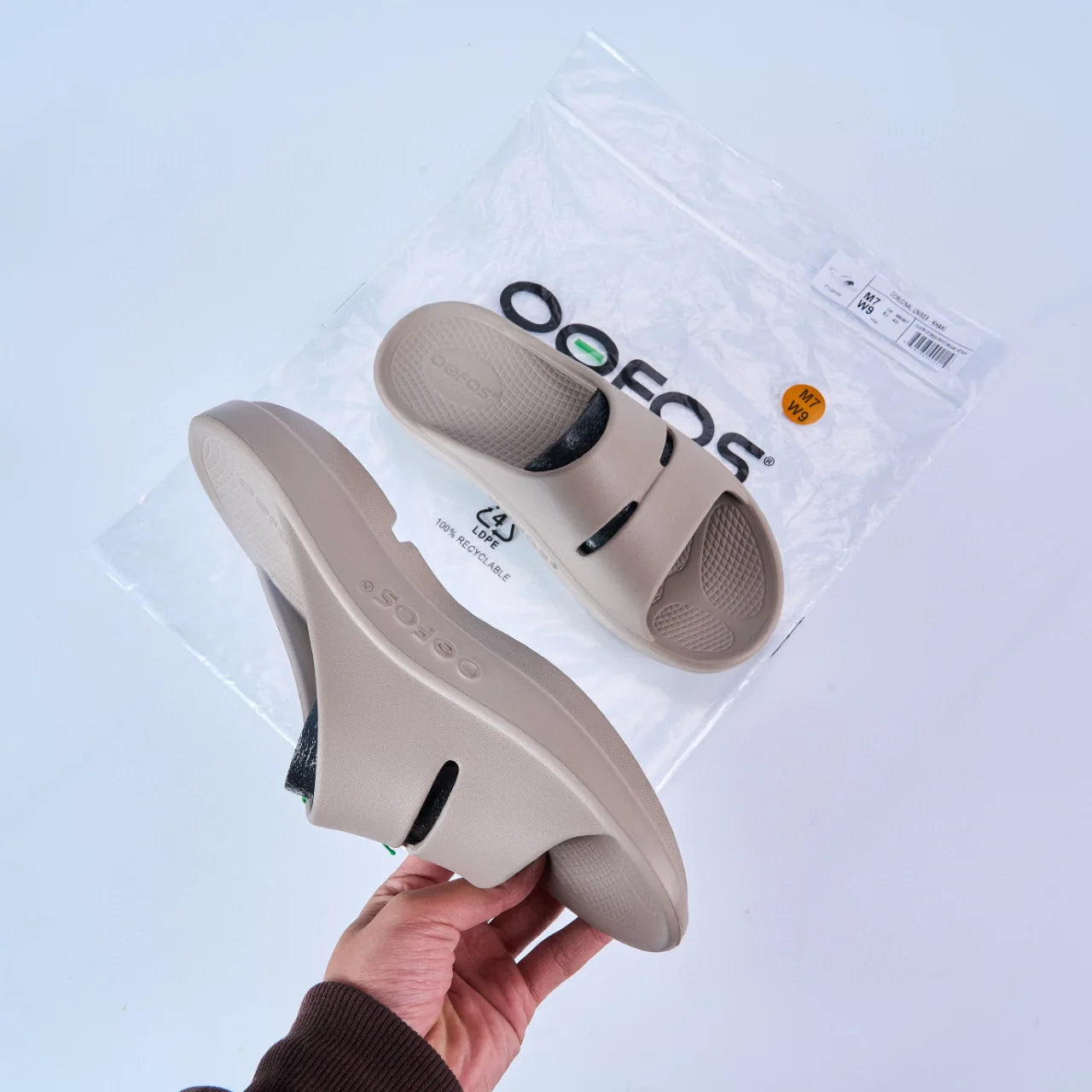 OOFOS Beach Sandals - Lightweight Recovery Shoes Slippers Men Women Soft Bottom Indoor Home Slides Sandals Light Beach Shoe