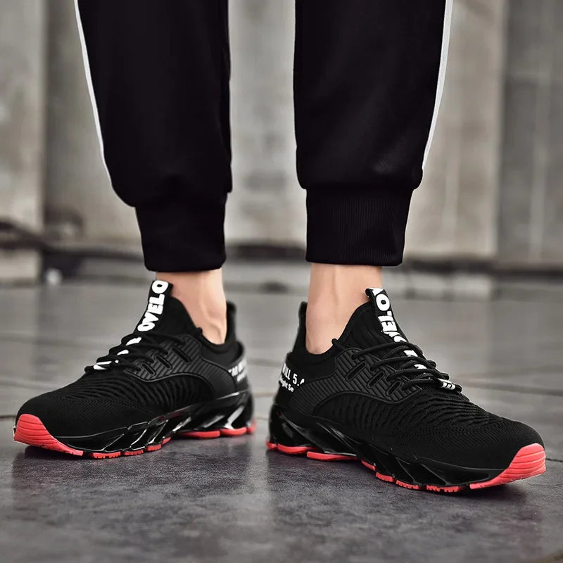 New Lightweight Men's Running Shoes Comfortable Breathable Mesh Sneakers Fashion Men's Casual Shoes Breathable mesh shoes